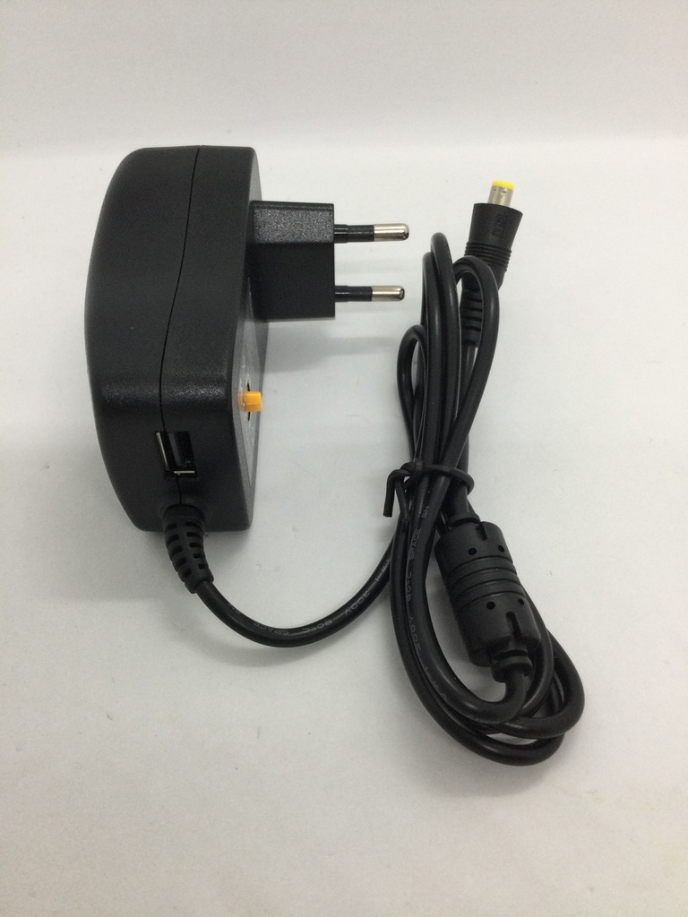 chargeur universel 6V à 24V.jpeg