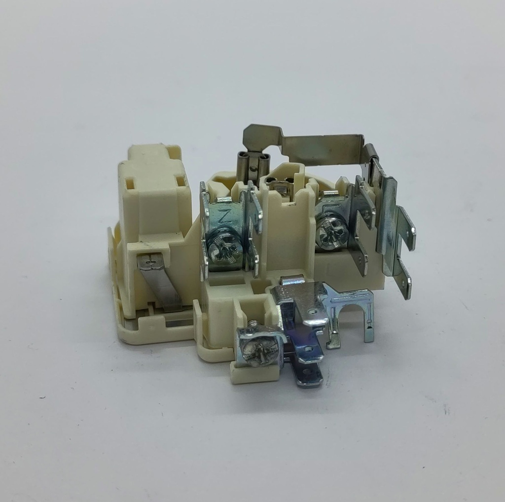 8e9ac51a9569_3.jpeg