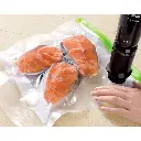 Mixeur plongeur avec kit sous vide Bosch avec pompe, boite fraicheur et sachet (3).webp