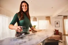 Fer à repasser braun noir (4).webp