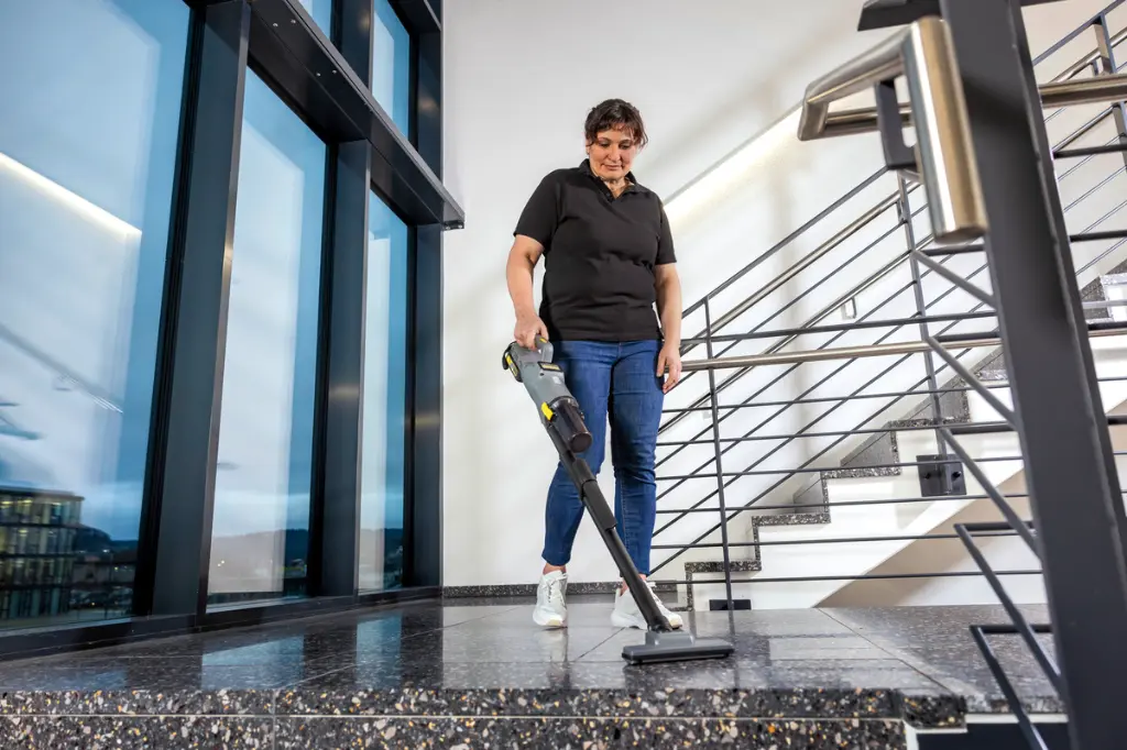 Aspirateurs Kärcher professional à batterie LVS 1-1 Bp (6).webp