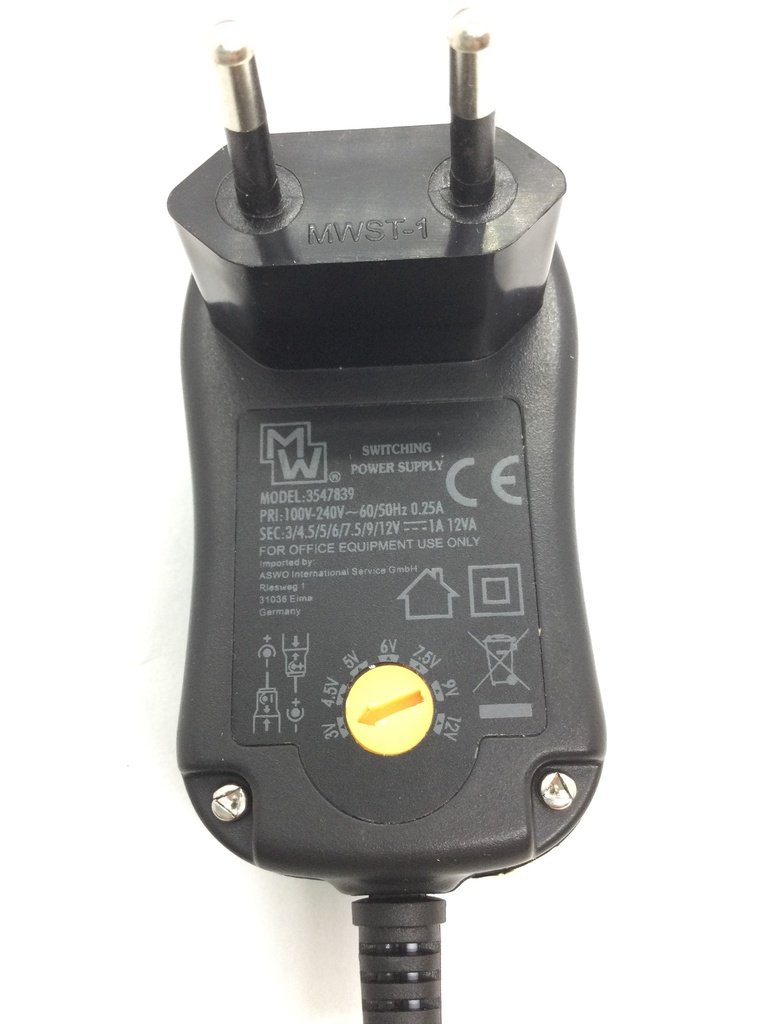 Chargeur universel 3V à 12V.jpeg