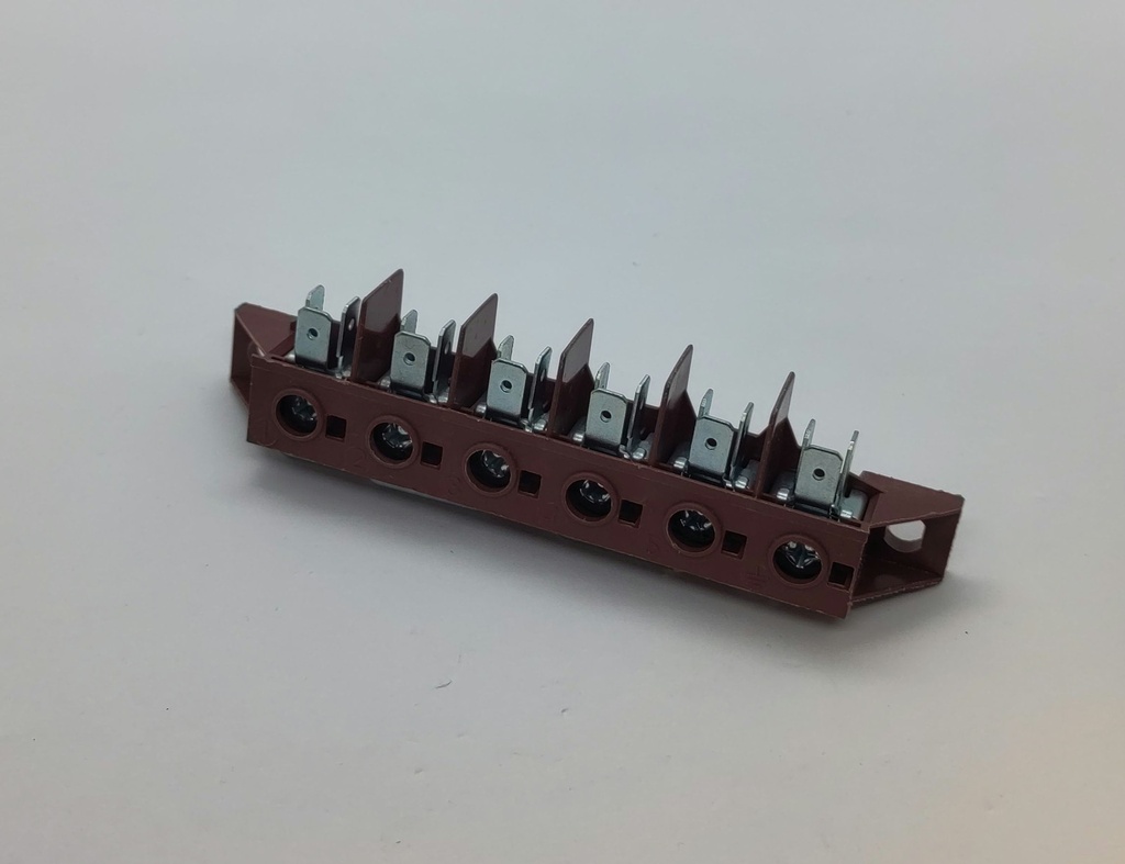 Borne raccordement connexion four