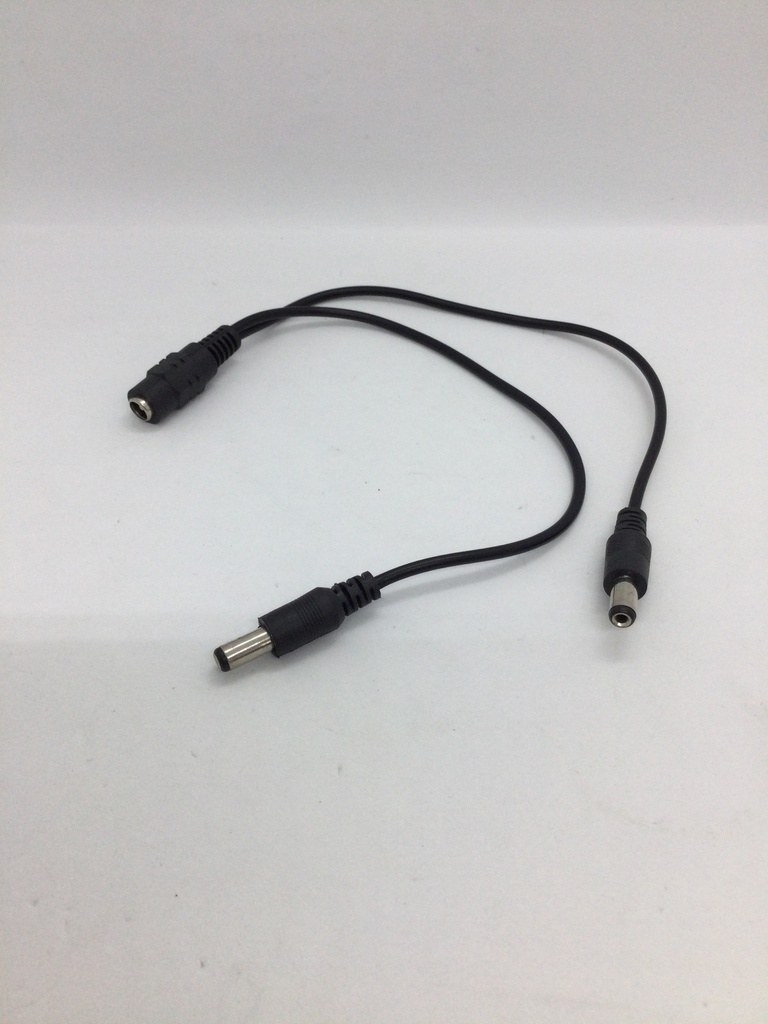 Câble double 2x mâle/1x femelle (5.5x2.1 / 5.5x2.1) - droit - 27cm - Universel