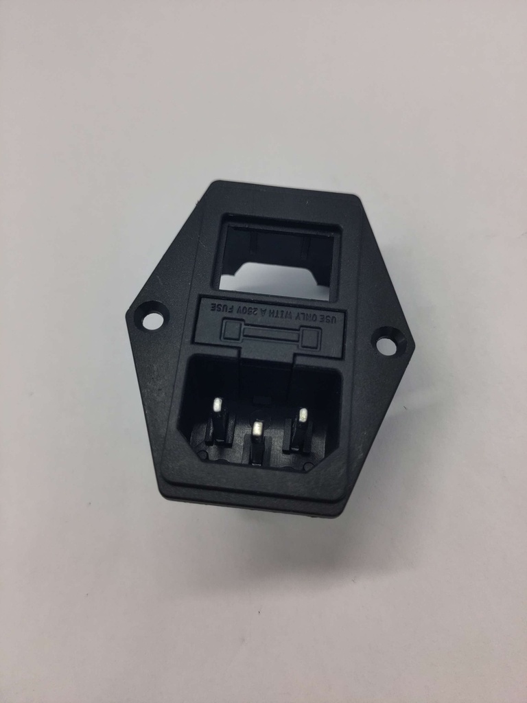 Fiche C13 IEC -mâle - (3 broches 4.8mm) -10A / 250V avec fusible - Universel