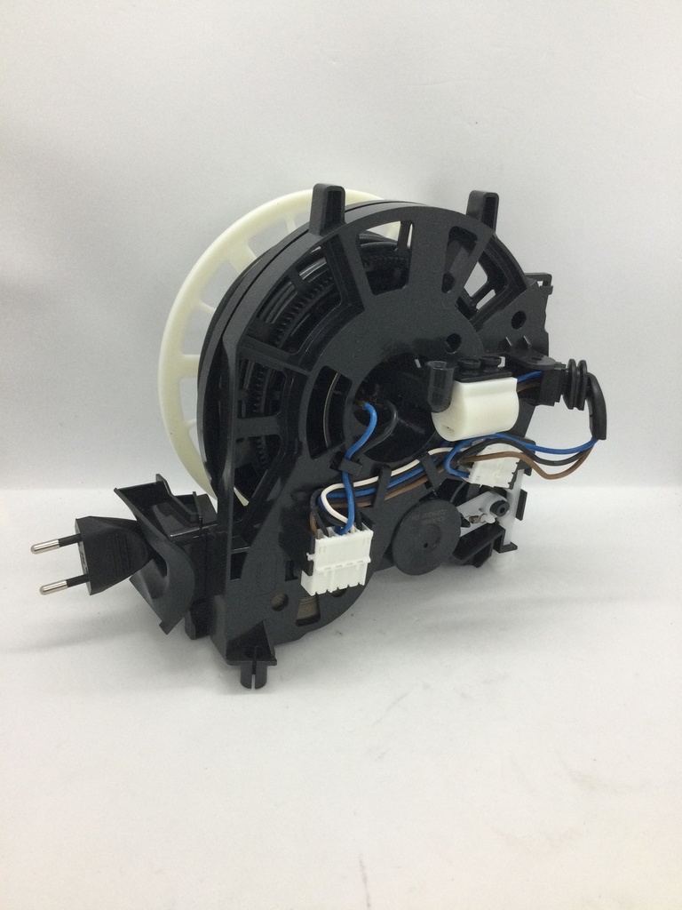 Enrouleur aspirateur Miele avec fiche Suisse 10170165