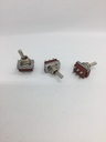 Interrupteur à levier on/off - (24x15mm) 6 pins - 5A (max.) - 250V