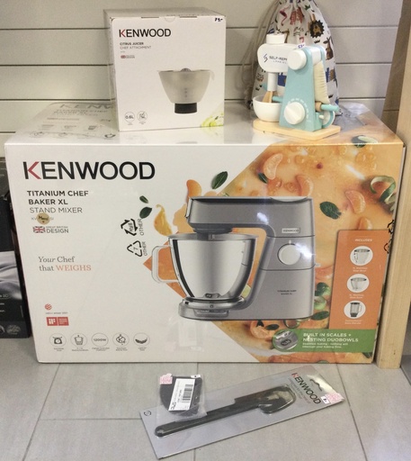 [0W20011447] Robot Kenwood Titanium XL + balance intégrée